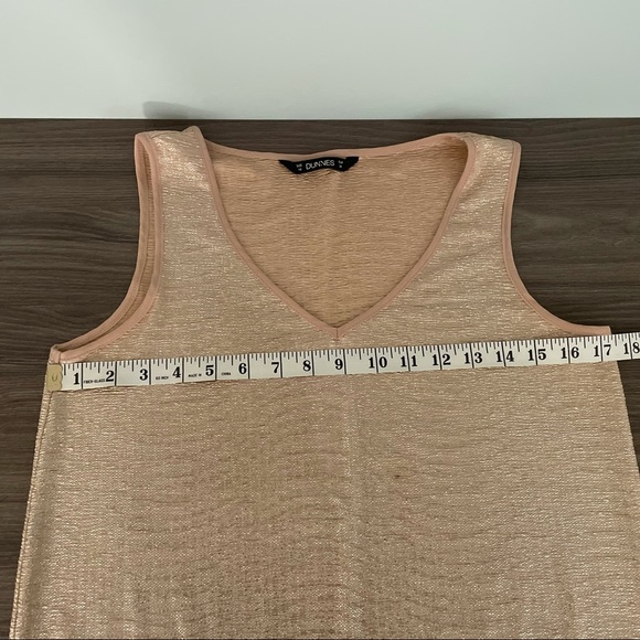 NWOT Dunnes Gold Nude Wavy Textured Sleeveless Tank Top - Picture 11 of 12
